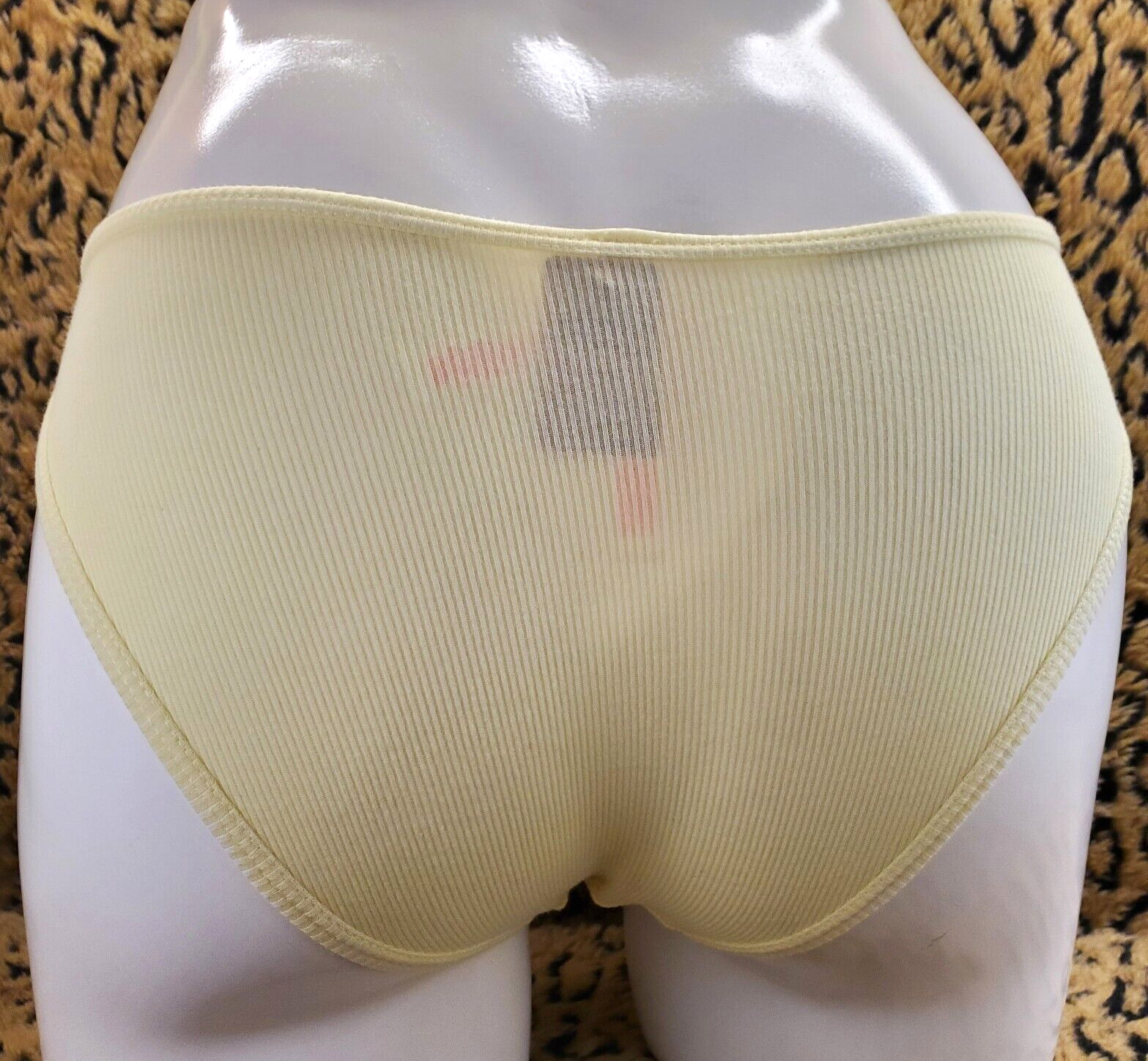 Victoria’s Secret PINK Light Yellow Pleated Bikini Panty S NWT Sexy