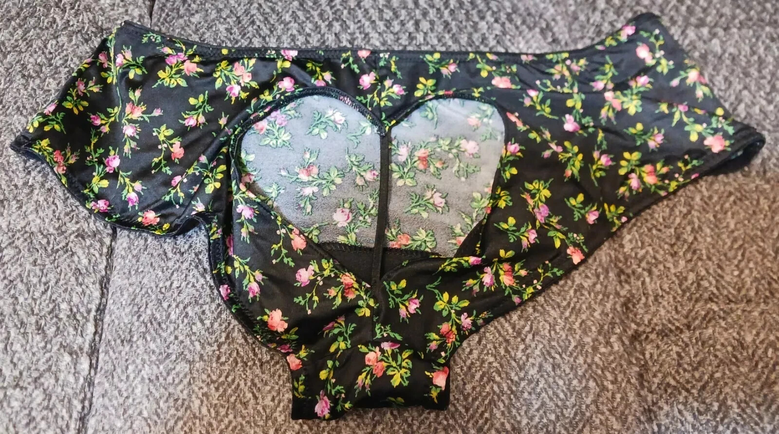 Size Medium Very Sexy Cheeky Victoria’s Secret Black Floral New With Tags