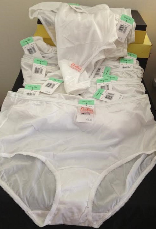 Vanity Fair Plain & Lace trim Panty 6,7,8,10,11,12 Mix Styles 13001,15712,15812