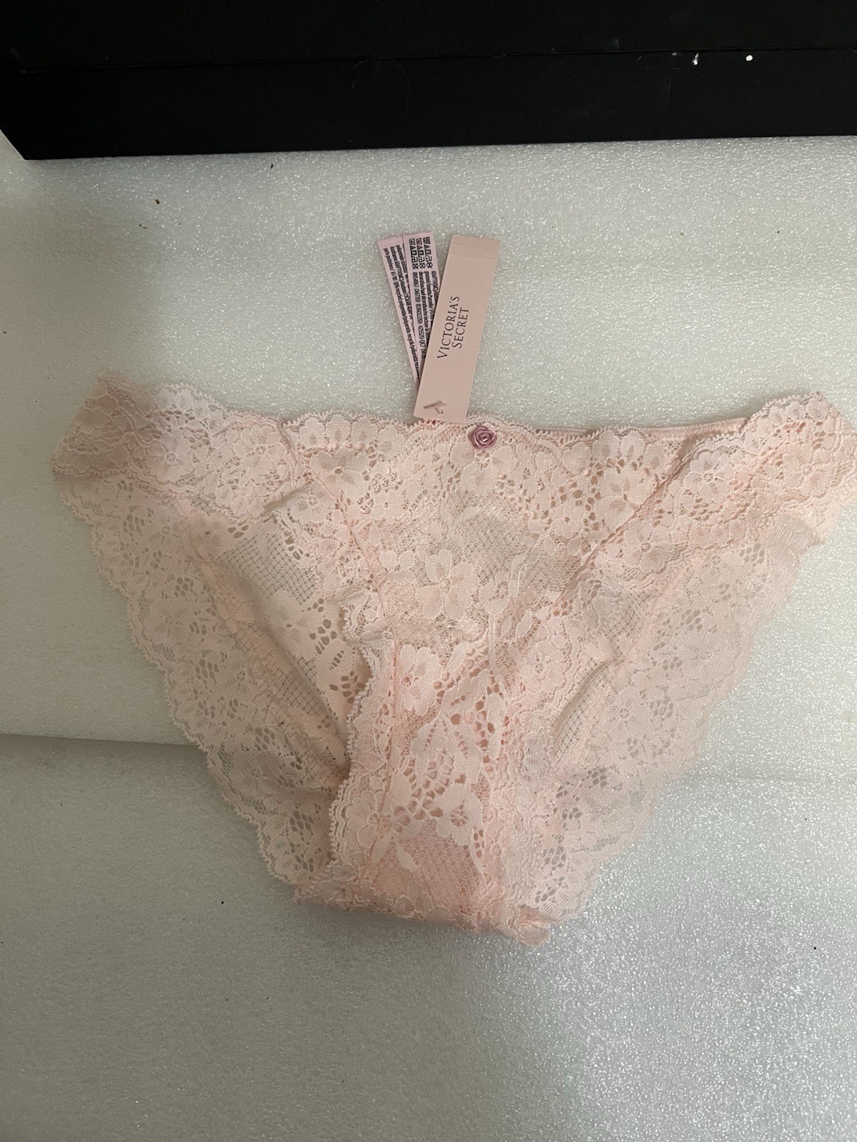 Victoria’s Secret Dream Angels Lace Bikini Panty NWT.