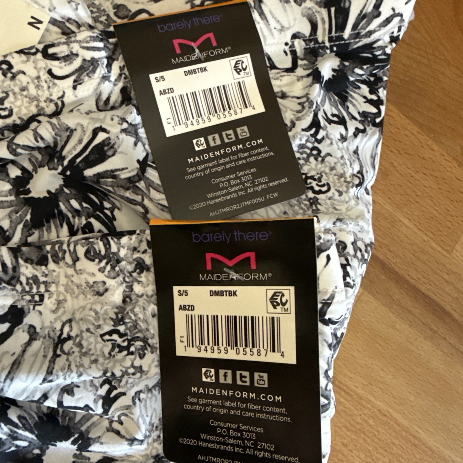 2X-Maidenform DMBTBK Barely There Invisible Look Bikini Panty-S/5-Black Floral