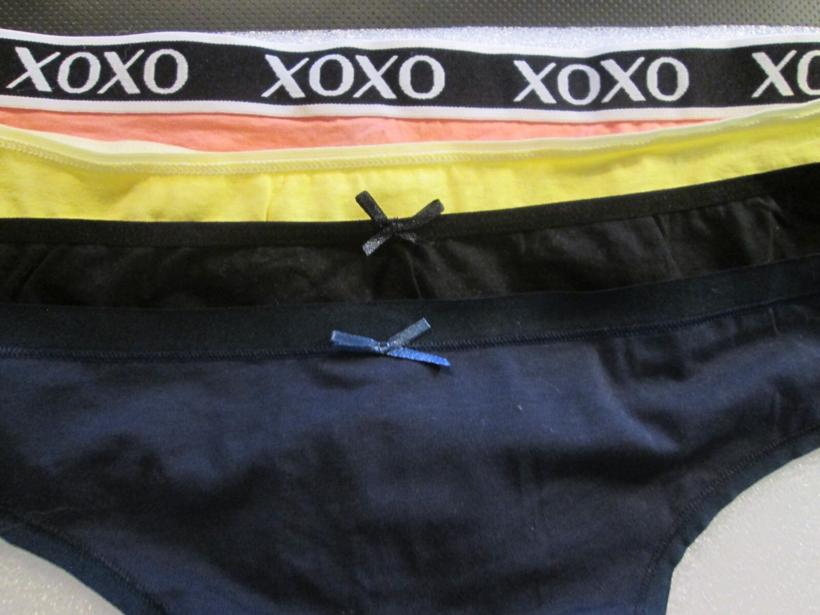 New 4 Ladies Thongs Cotton Panties💚Size XL💚XOXO Peach,Navy Blue,Yellow,Black💚