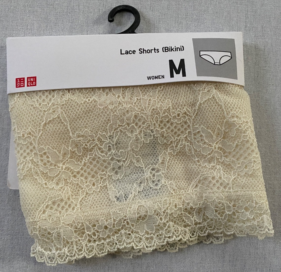 Uniqlo Womans Off White Lace Shorts Bikini Size M Hip 38-39 inch NWT