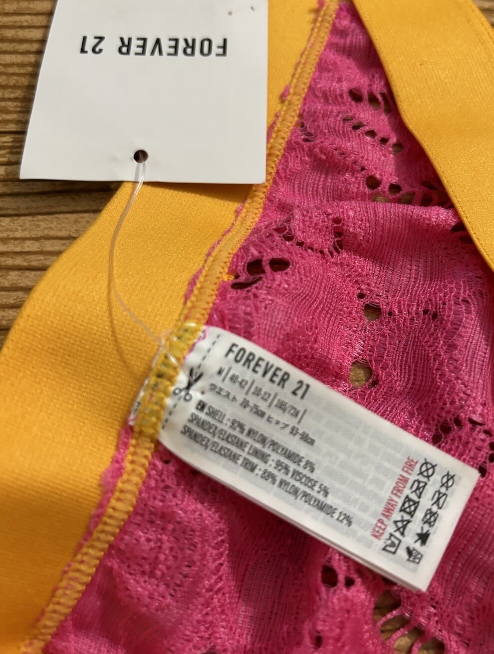 Forever 21 Intimates Contrast Lace (Cantaloupe/Pink) Bikini Panty Size M (NWT)