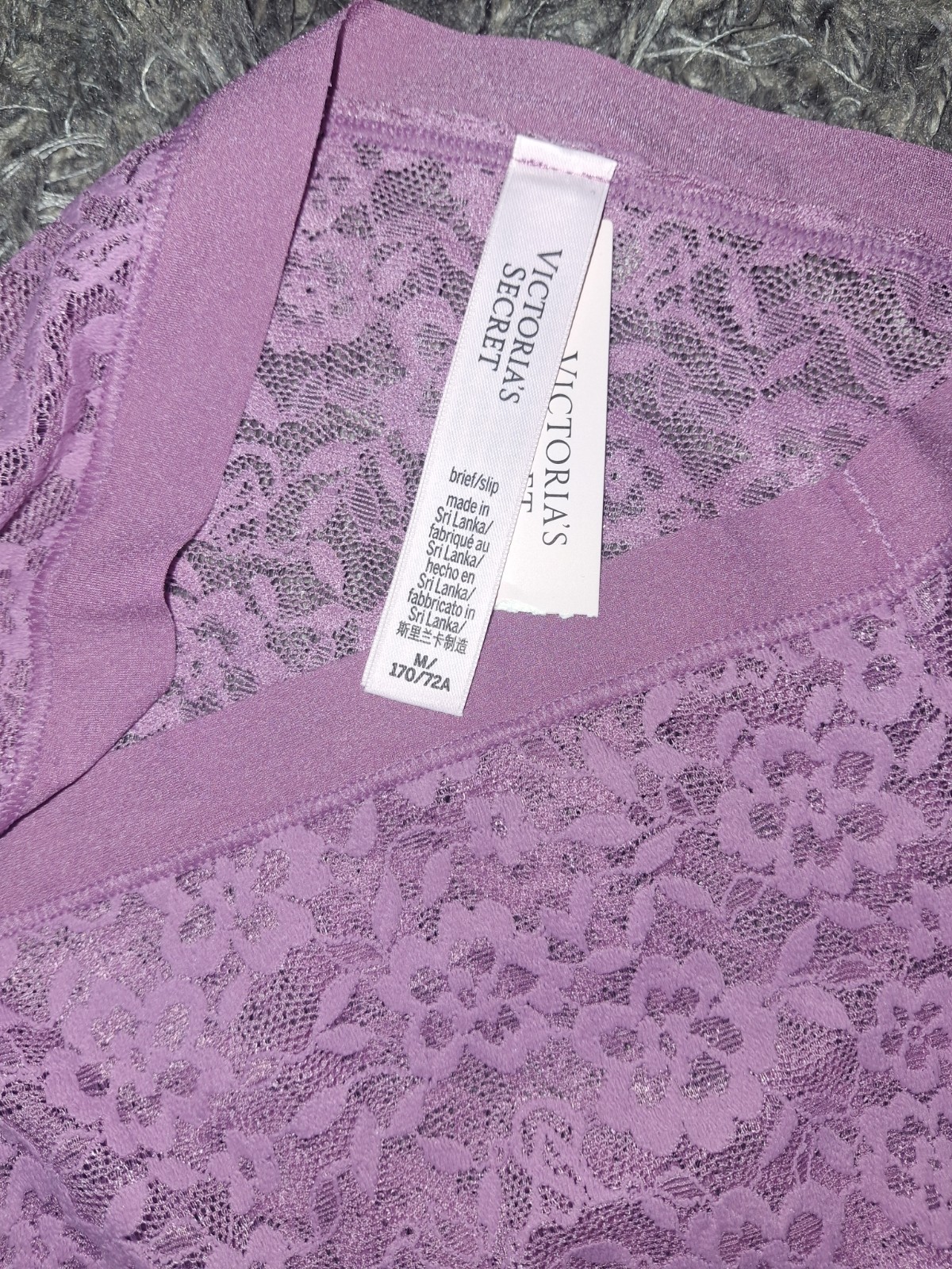 NeW Vs no show Floral Logo Lace brief Panty Size Medium Dusty Mauve