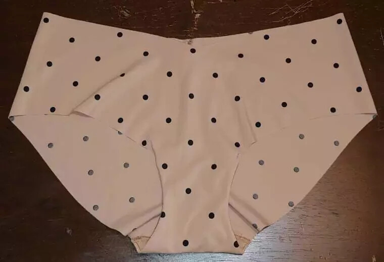 NEW WITH DEFECTS – PLEASE READ Size Medium Hiphugger Victoria’s Secret Polka Dot