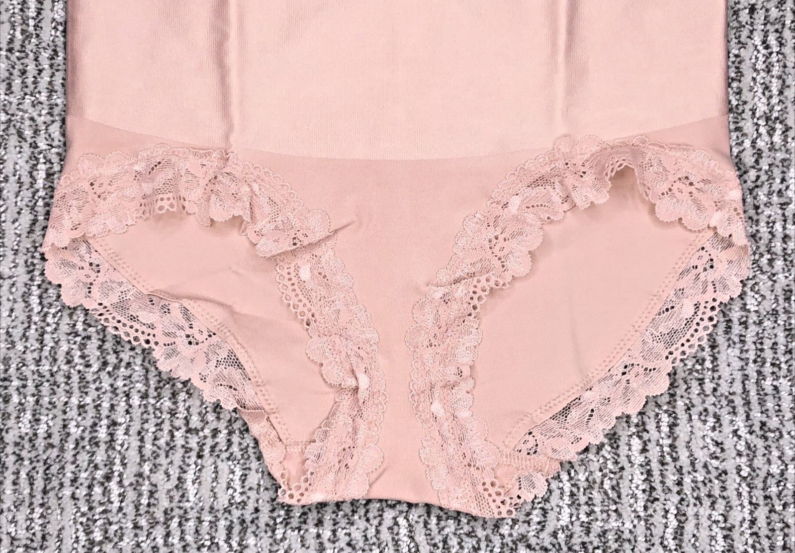 Victoria’s Secret NWT Large Beige Smoothing Shimmer High Leg Brief Panty Lace