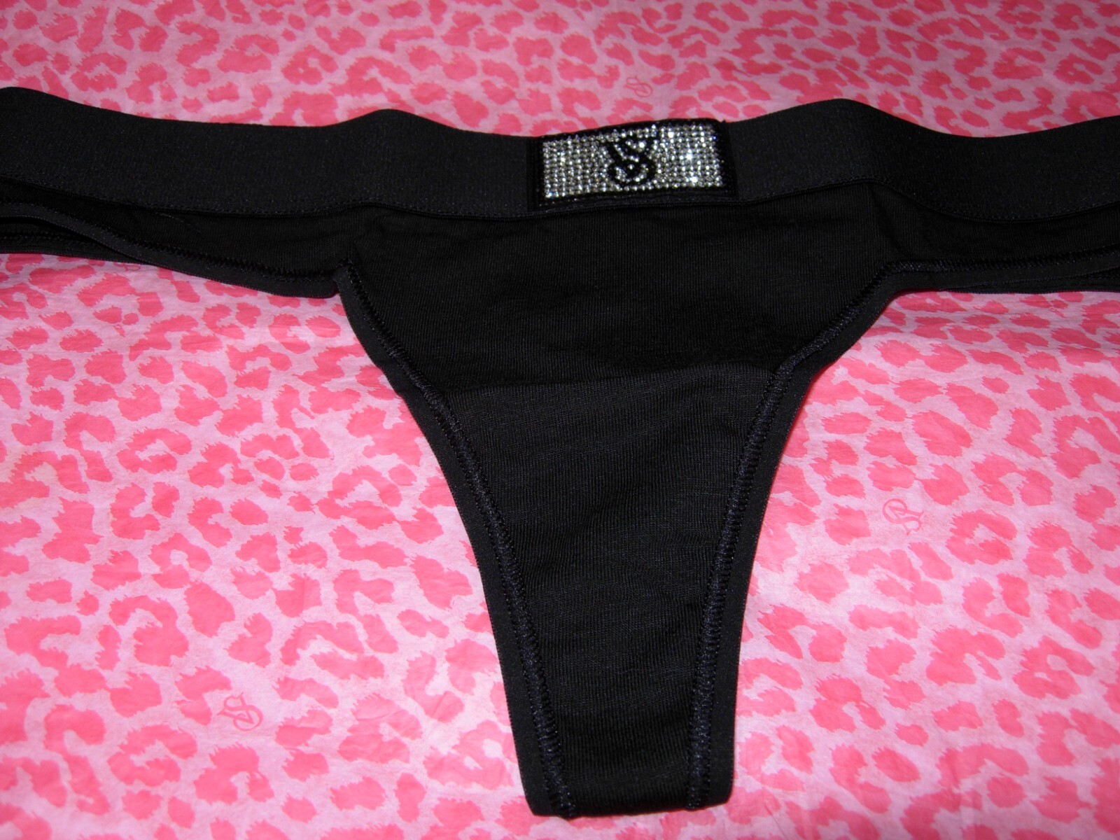 Victoria’s Secret Sexy Shine Patch Band Thong Blk Pantie Elegant Bling Logo NWT