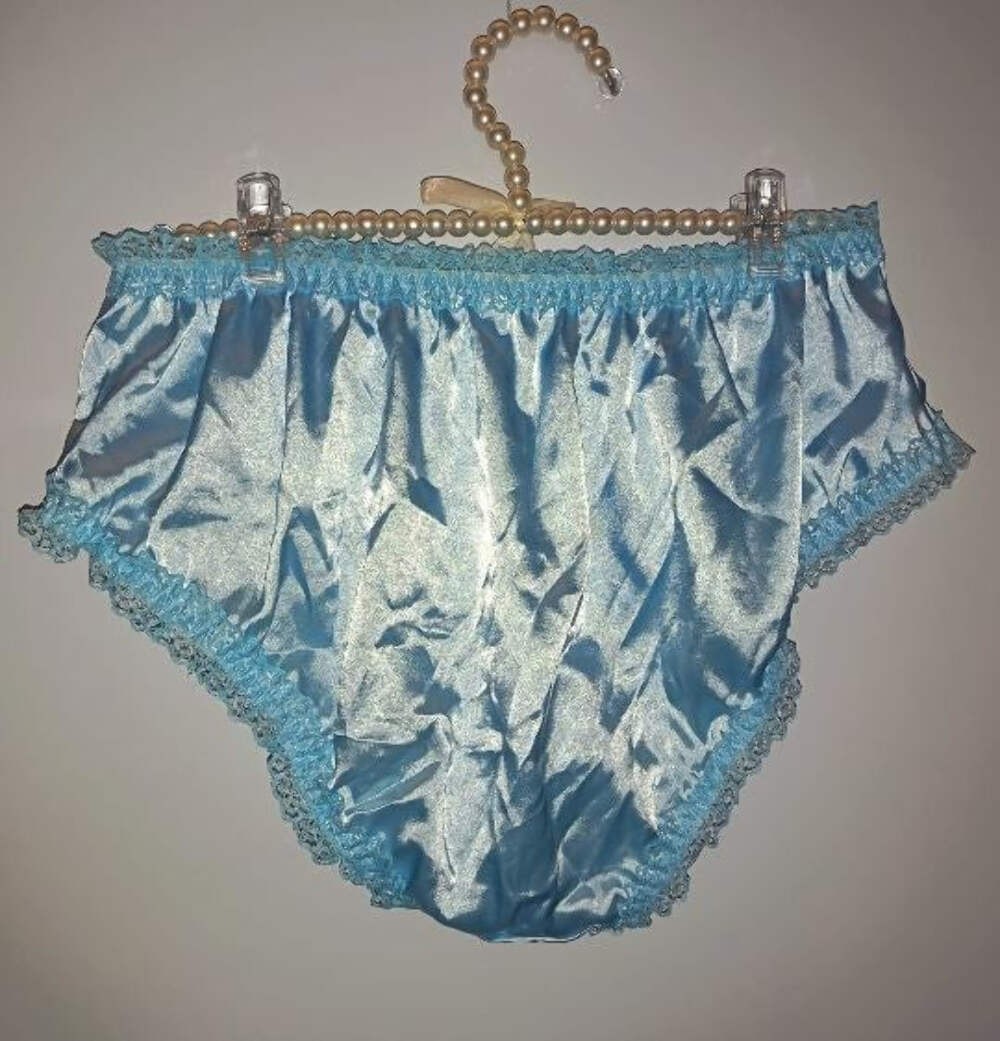 Baby blue Satin Frilly Knickers Lace Trim Vintage Style panties size 2XL 20-22
