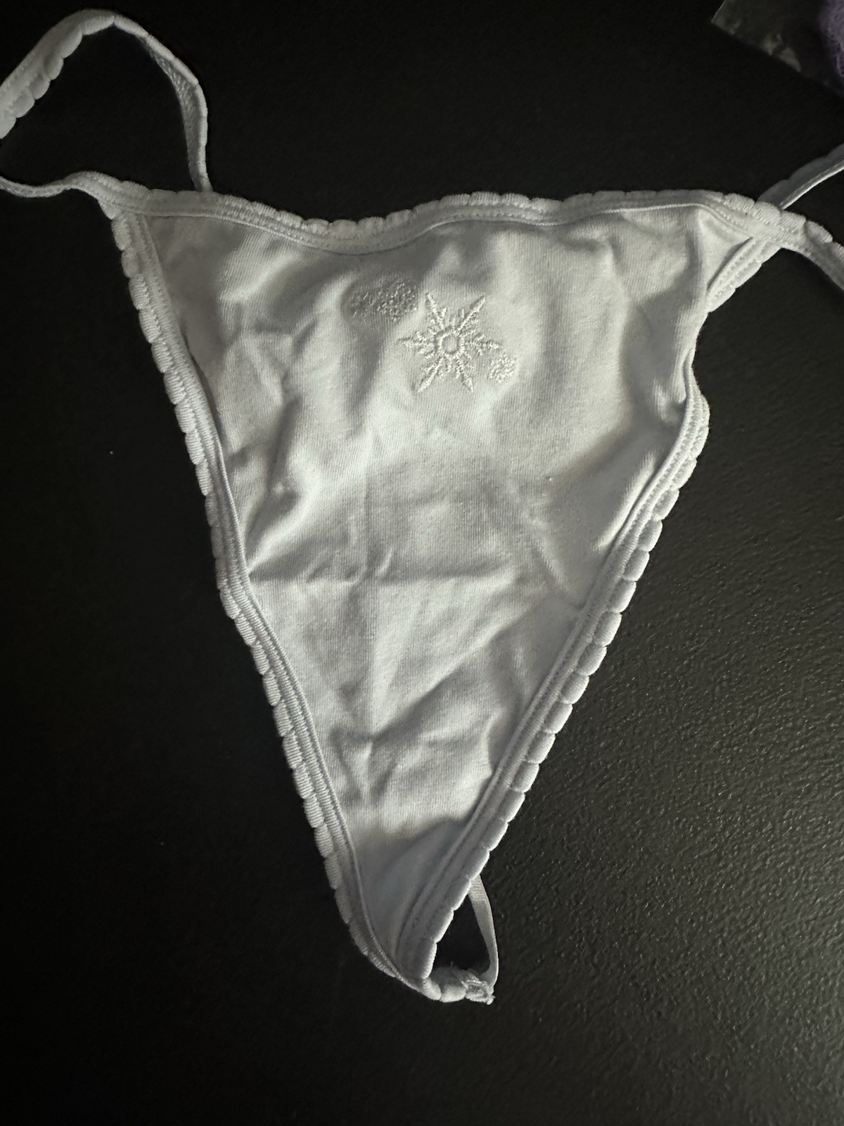 Victoria’s Secret PINK – M Powder Puff V-String Thong XL In Pale Light Blue