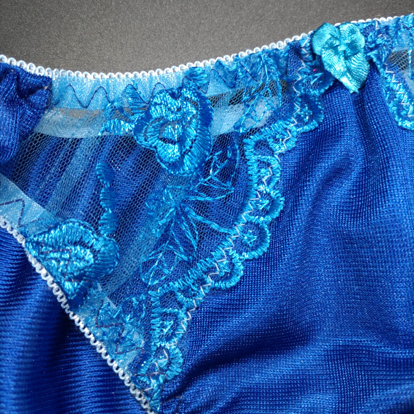 US SIZE M SHINY NYLON TRICOT PANTIES from Japan