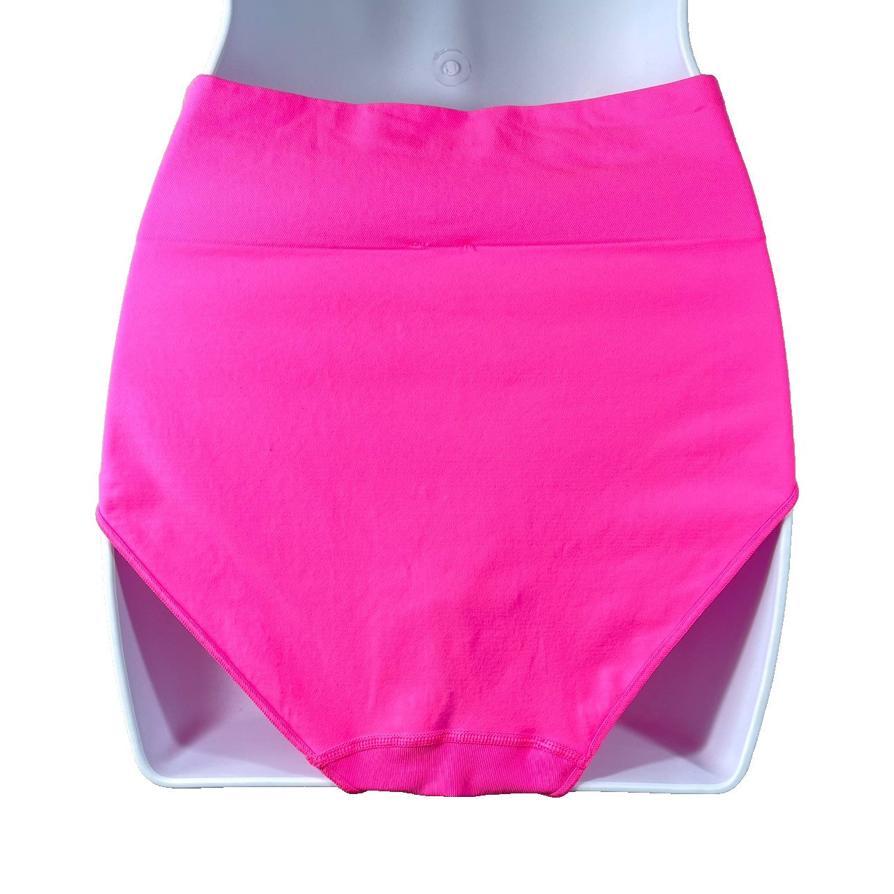 NWT Adidas Women’s XXL 720 Degree Seamless Hi-Leg Brief Style- 4A4H62 Lucid Pink