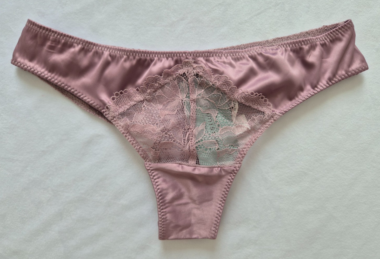 NEW Intimissimi Brazilian Briefs with Lace Dusty Lily Size L