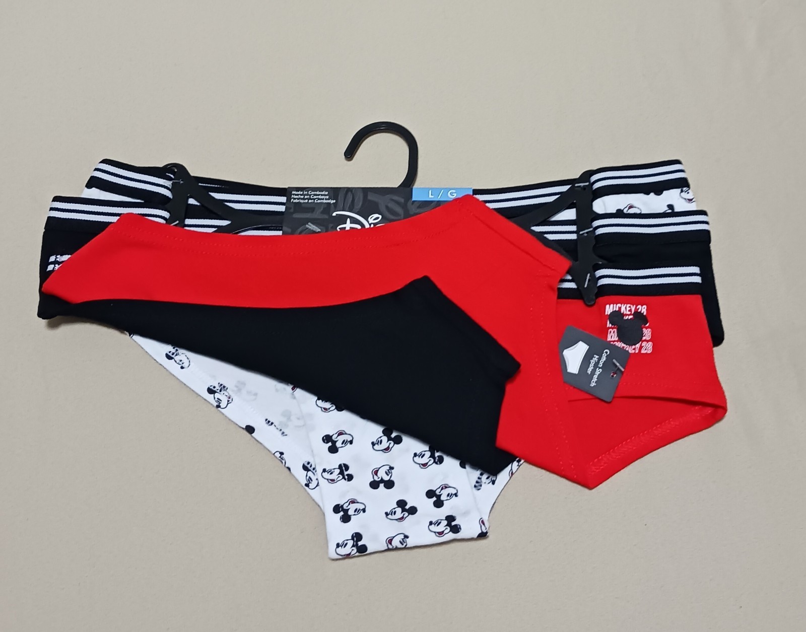 Mickey Mouse Disney Women’s 3 pack Hipsters Size L Cotton stretch