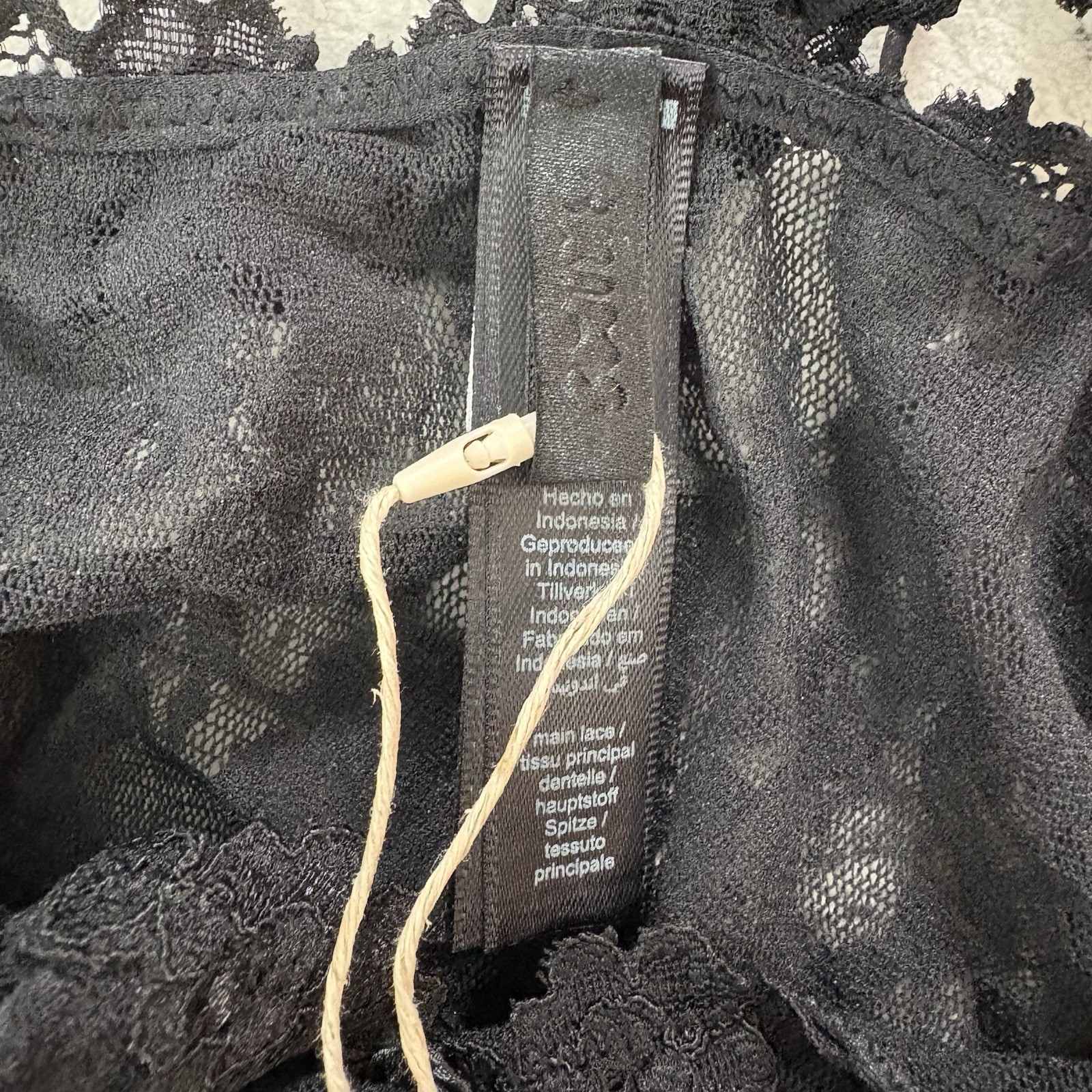 Skims STRETCH LACE SLIP AND THONG SET Black Size: XXS NWT