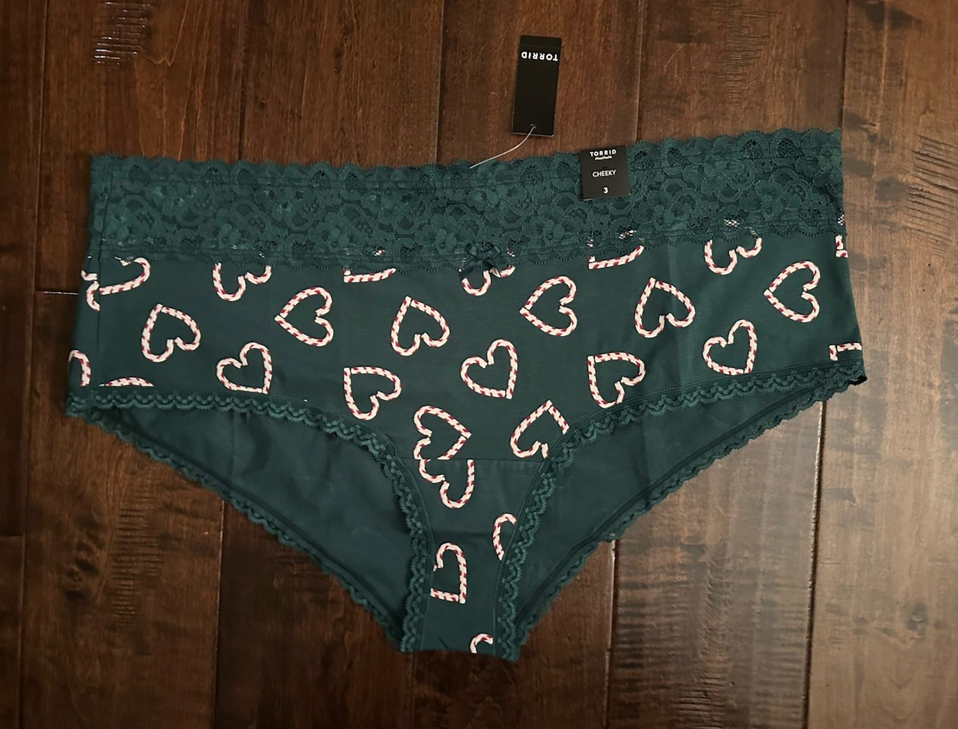 Torrid Ladies Panties Underwear Cheeky NWT Candy Cane Hearts Green Christmas Sz3