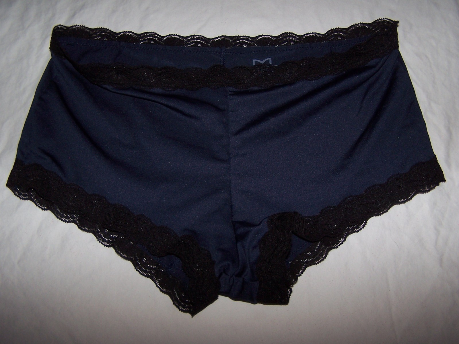 Maidenform Deep Blue Stretchy Boy Shorts Panties, Lace Accents Size 6/M