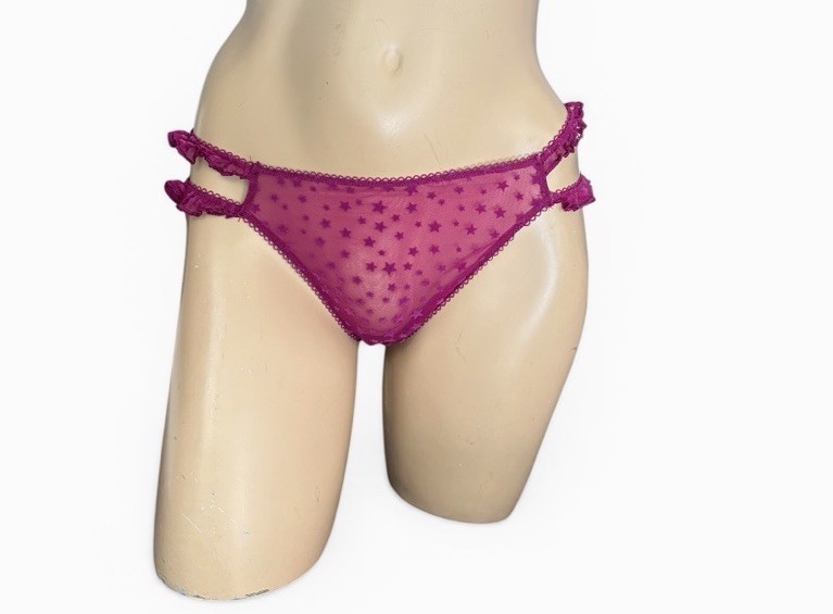 Victoria’s Secret Pink Panty Lace Ruffle Thong Low Rise Medium Purple NWT