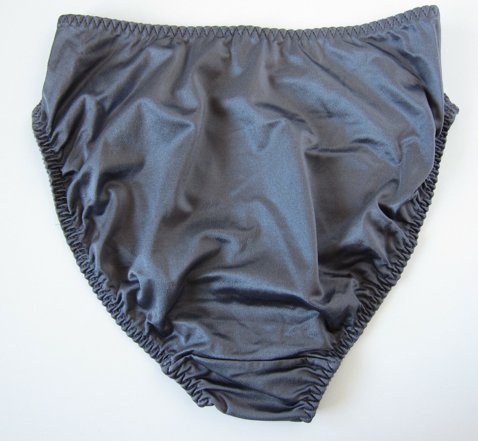 NEW Victoria’s Secret VINTAGE 90s Lace & Silky Satin-y Brief Panties MEDIUM