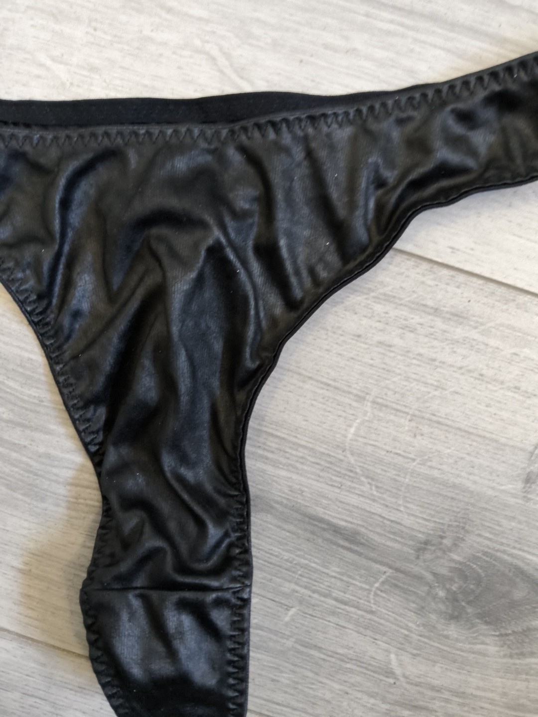 BNWOT Vintage Ann Summers Black Wet Look Asymmetric Thong Size 14-16