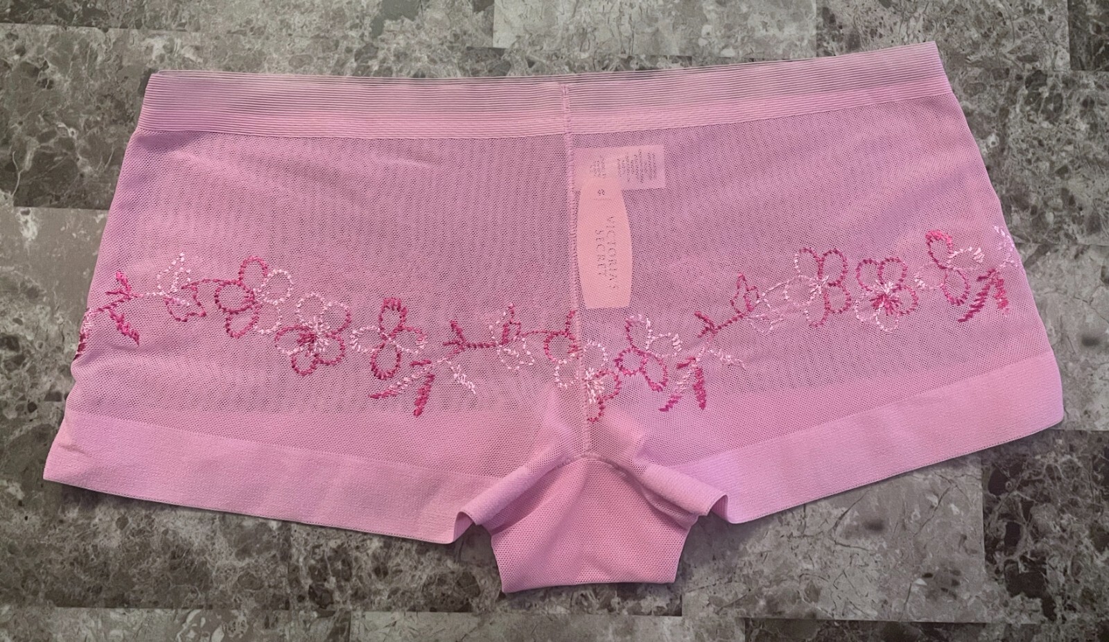 NWT VICTORIA’S SECRET M LAVENDER FLORAL EMBROIDERY VINTAGE RARE BOYSHORT PANTIES