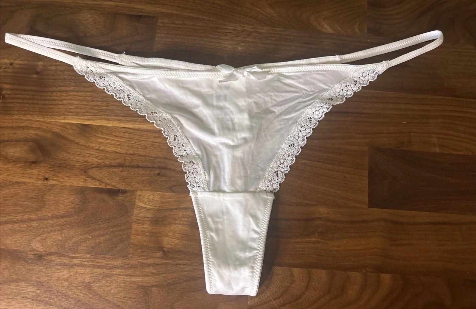 Vtg H&M White V String Thong Panties Second Skin Satin Size 12 Shiny Bow