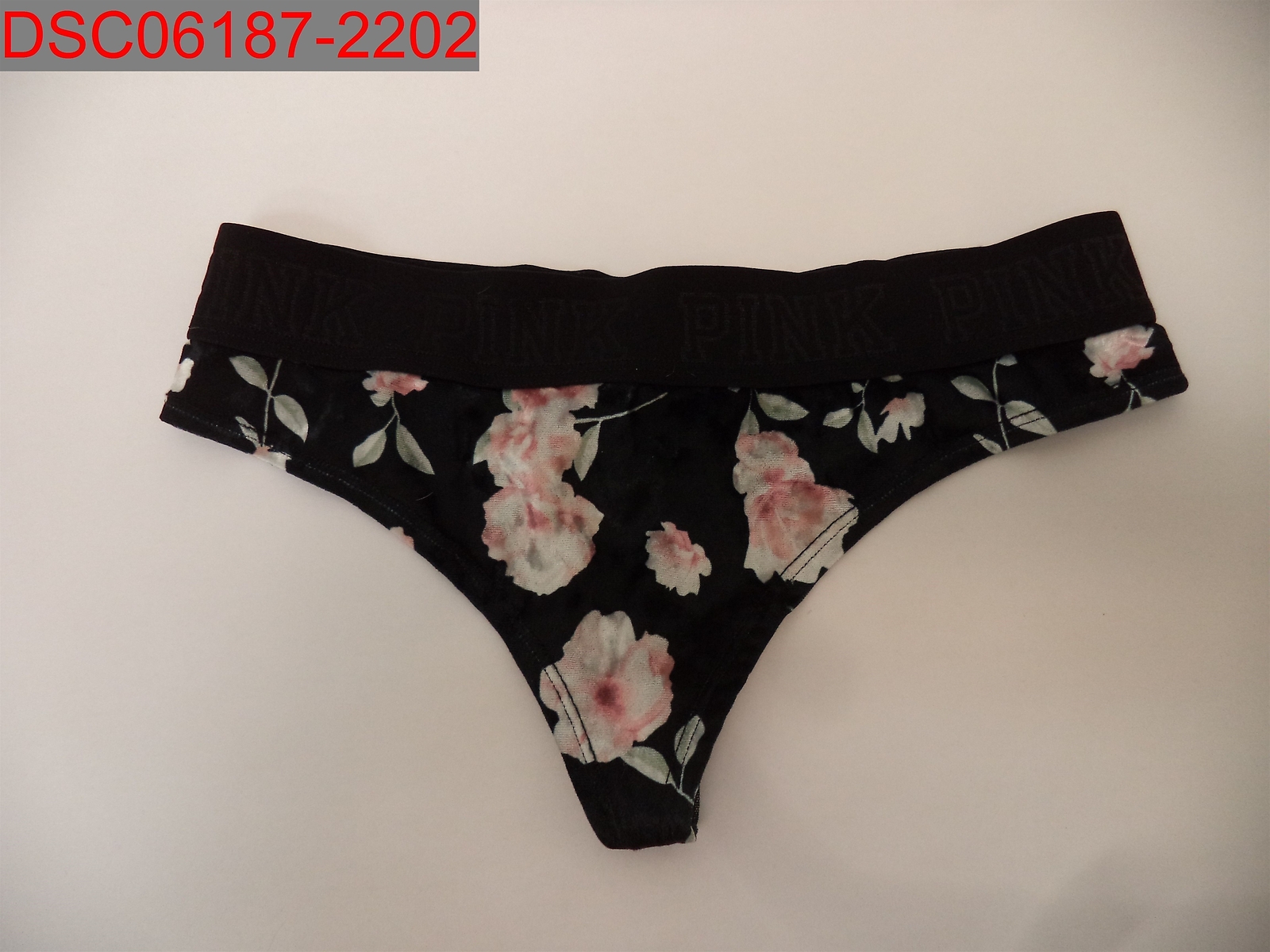 Victoria’s Secret Pink Women’s Black Rose Crushed Velvet Velour Mesh Thong, Sz S