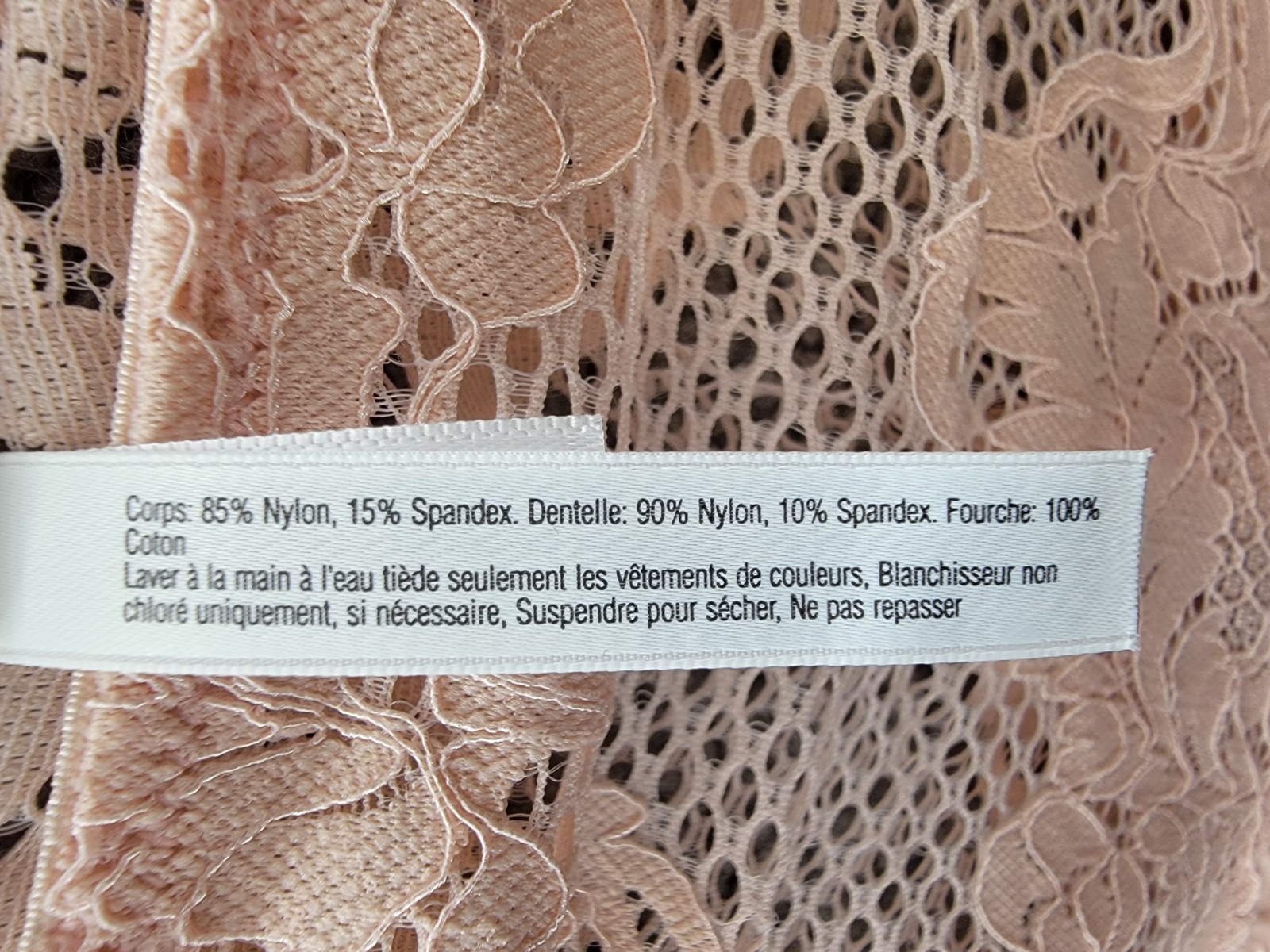Le Mystère Lace Allure High Waist Thong Underwear Women’s S Pale Peach Pull On