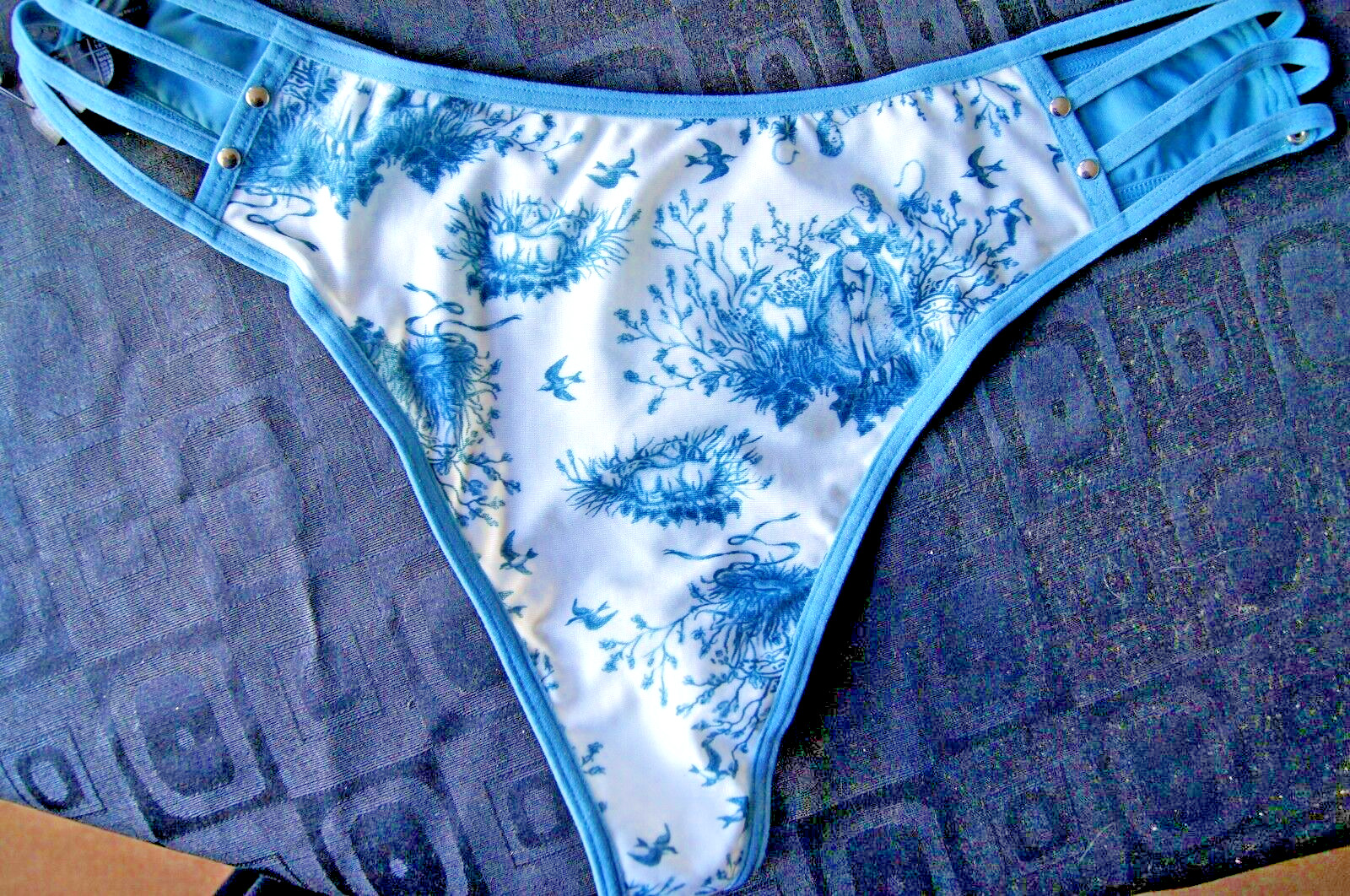 Marlies Dekkers Blue/White CHINA 102348 String Sided Thong XL