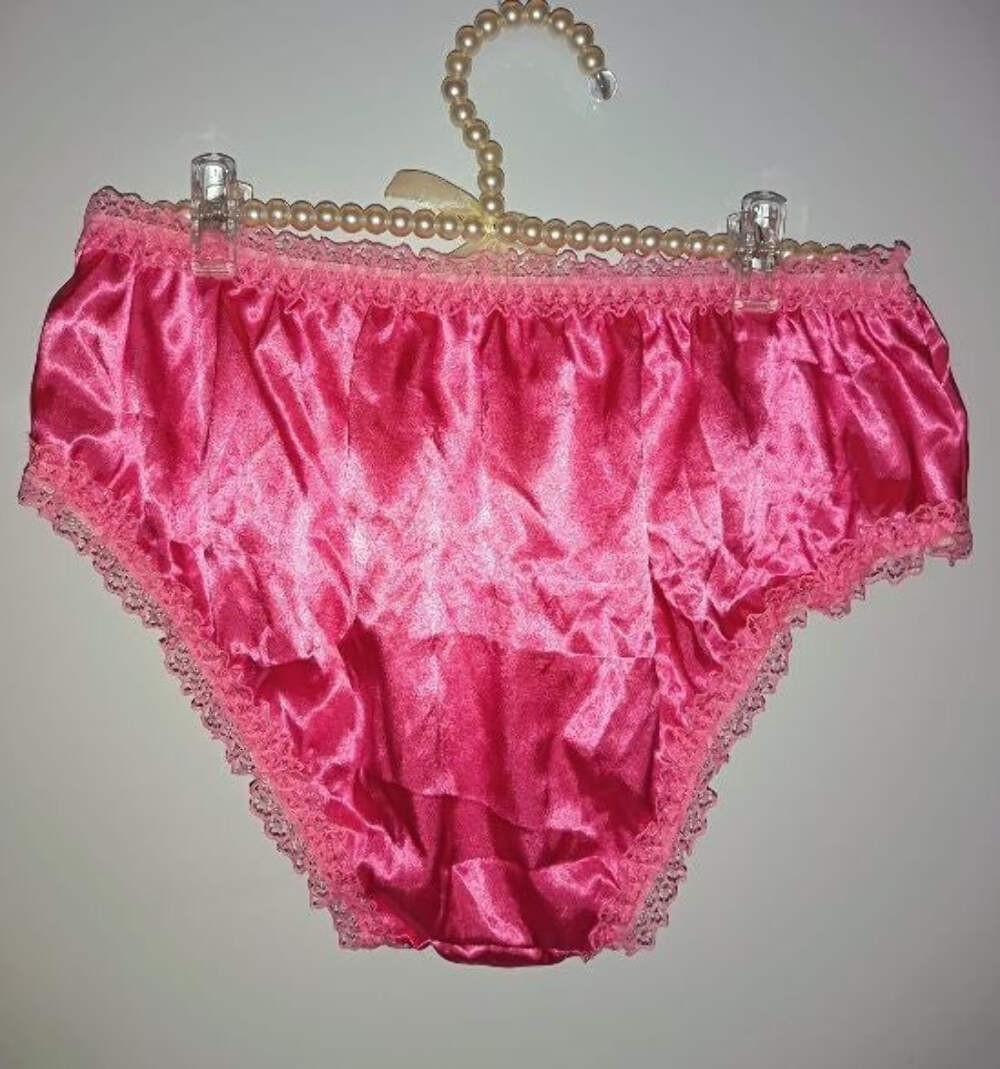 Deep Pink Satin Frilly Knickers Lace Trim Vintage Style panties size M 10