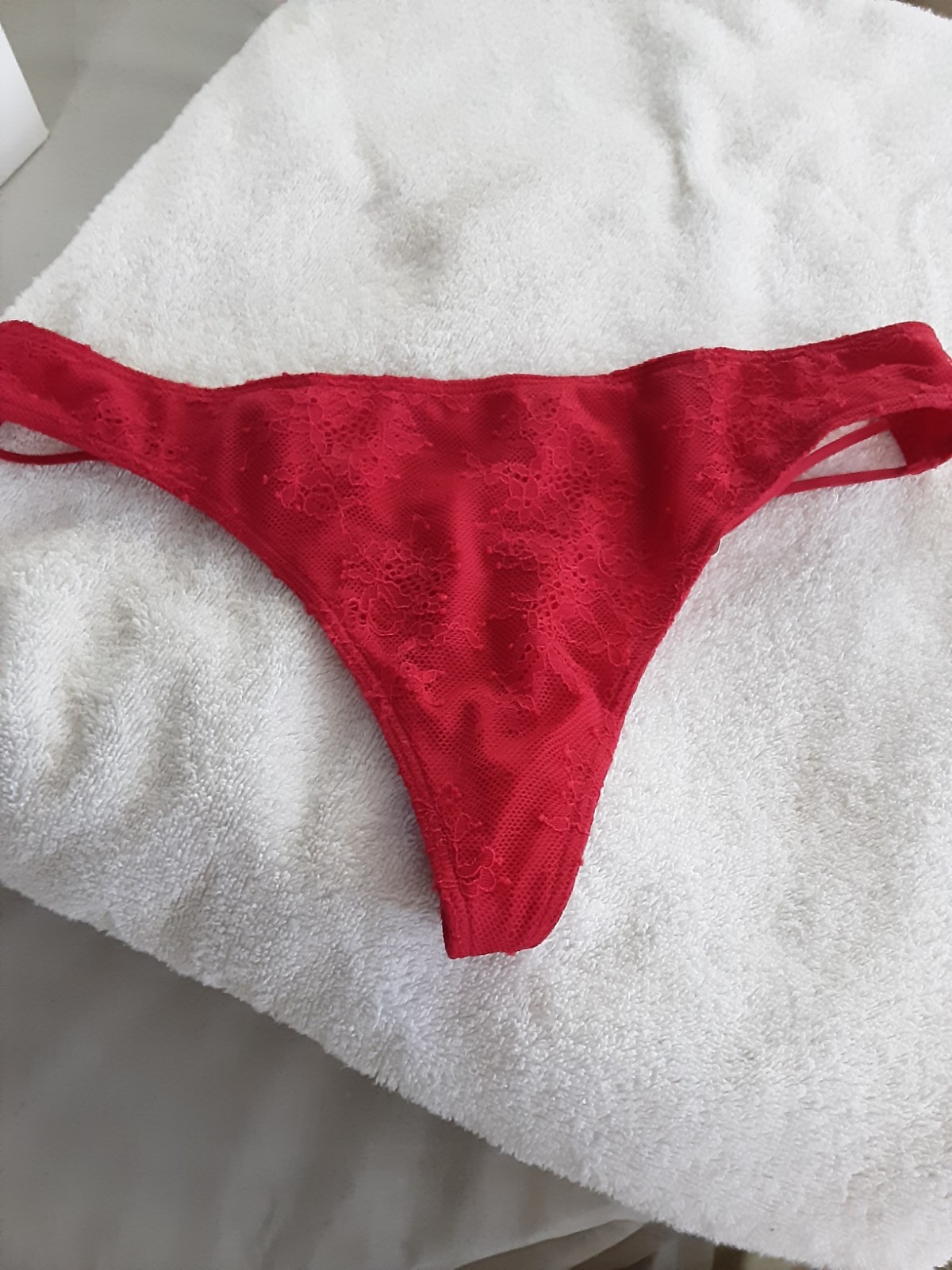 VICTORIA’S SECRET S SILKY RED STRAPPY CUT OUT BACK CHEEKY THONG PANTIES NWT