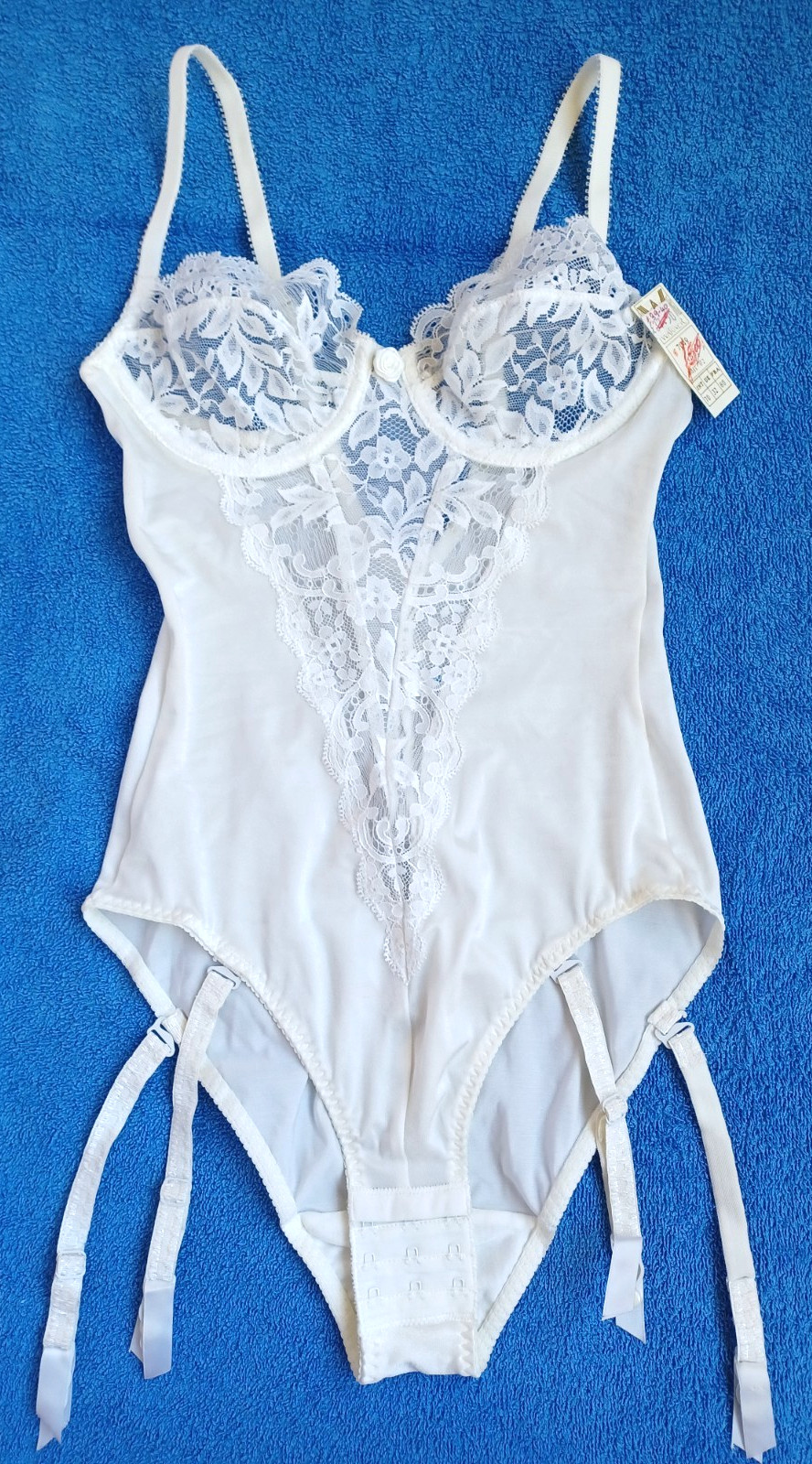 WARNERS Lingerie Beautiful Floral Lace Stretch Satin Suspender Body OffWhite 32B