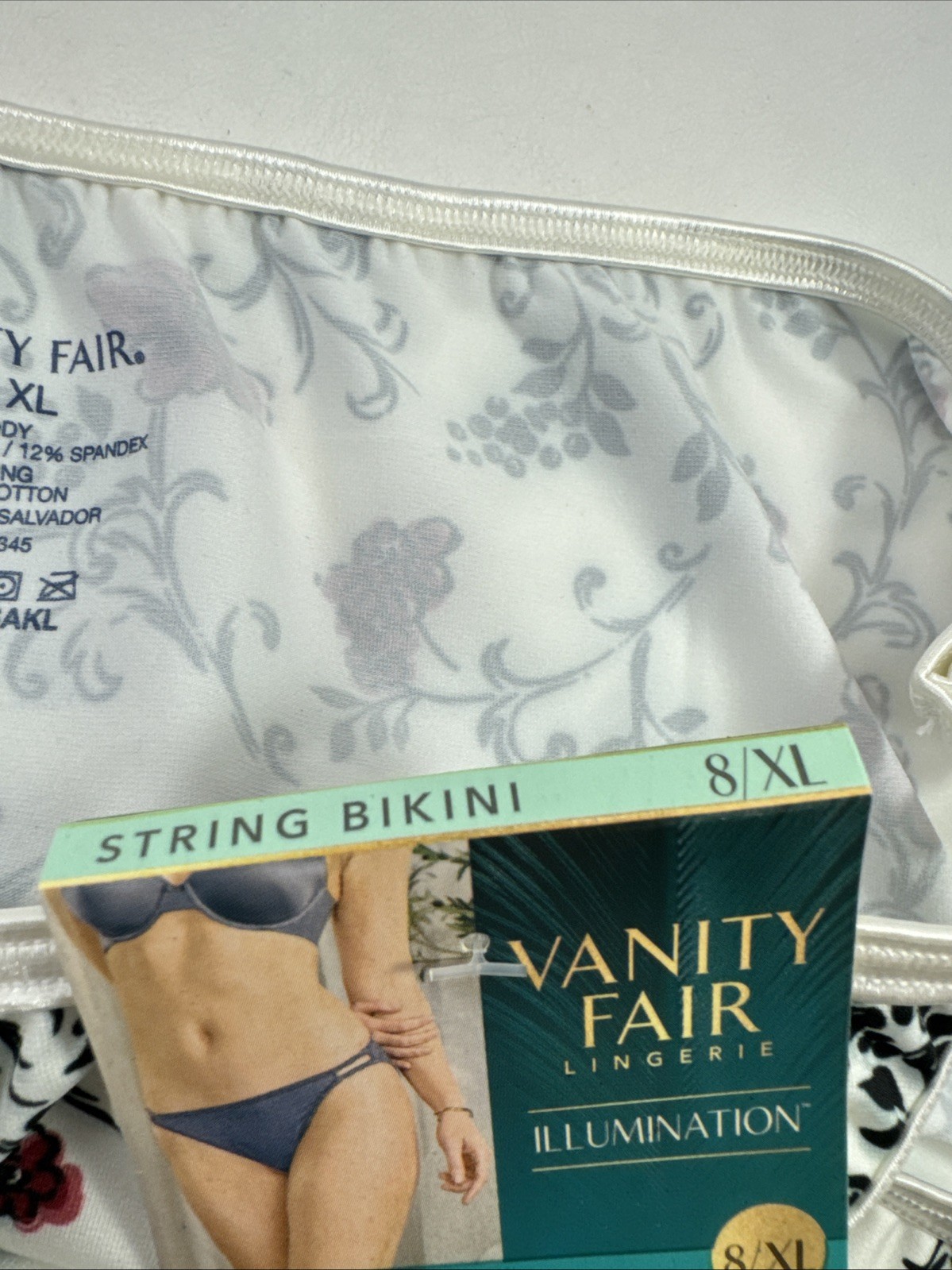 Lot 3 Vanity Fair Lingerie Illumination String Bikini 8/XL flowers NWT