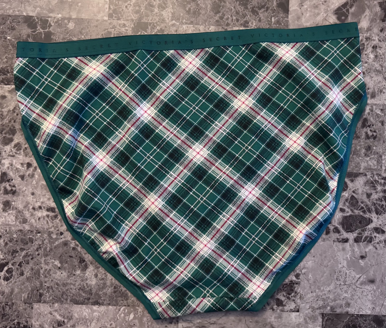 NWT VICTORIA’S SECRET L GREEN PLAID LOGO LIGHTWEIGHT BAND HIGH LEG BRIEF PANTIES