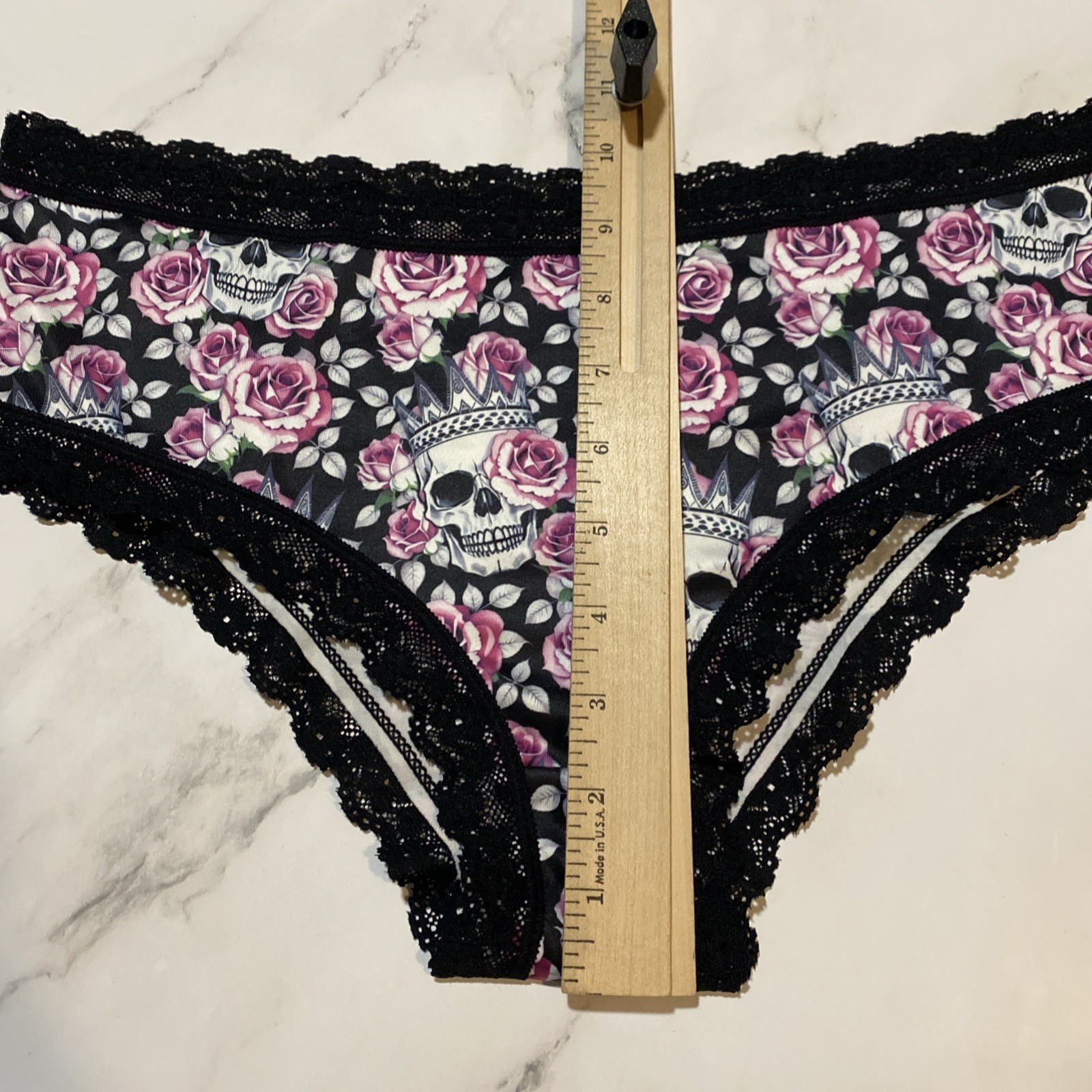 GOTH Lace Trim Emo Punk Boyshort Panties SKULL & Roses XL Polyester NWOT