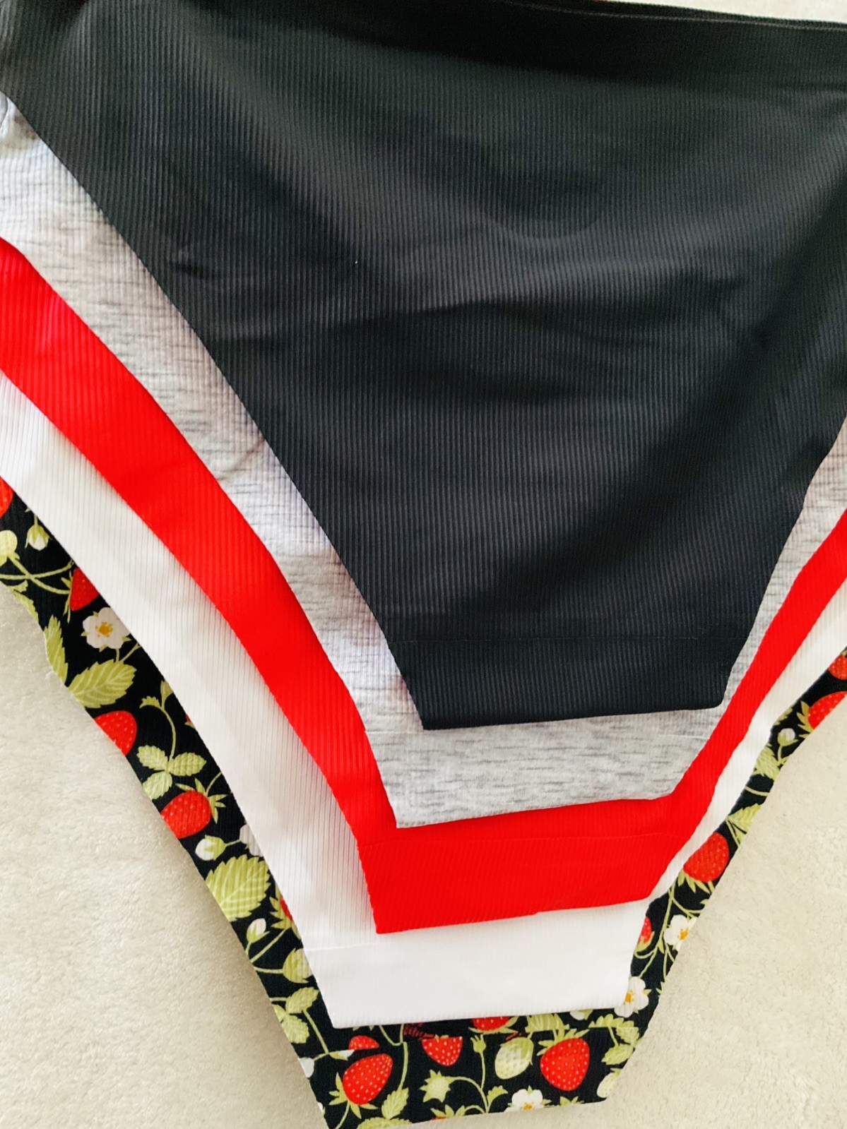 NWT BETSEY JOHNSON 5pc High Leg Bikini Nylon Spandex Panty Strawberry Set XL