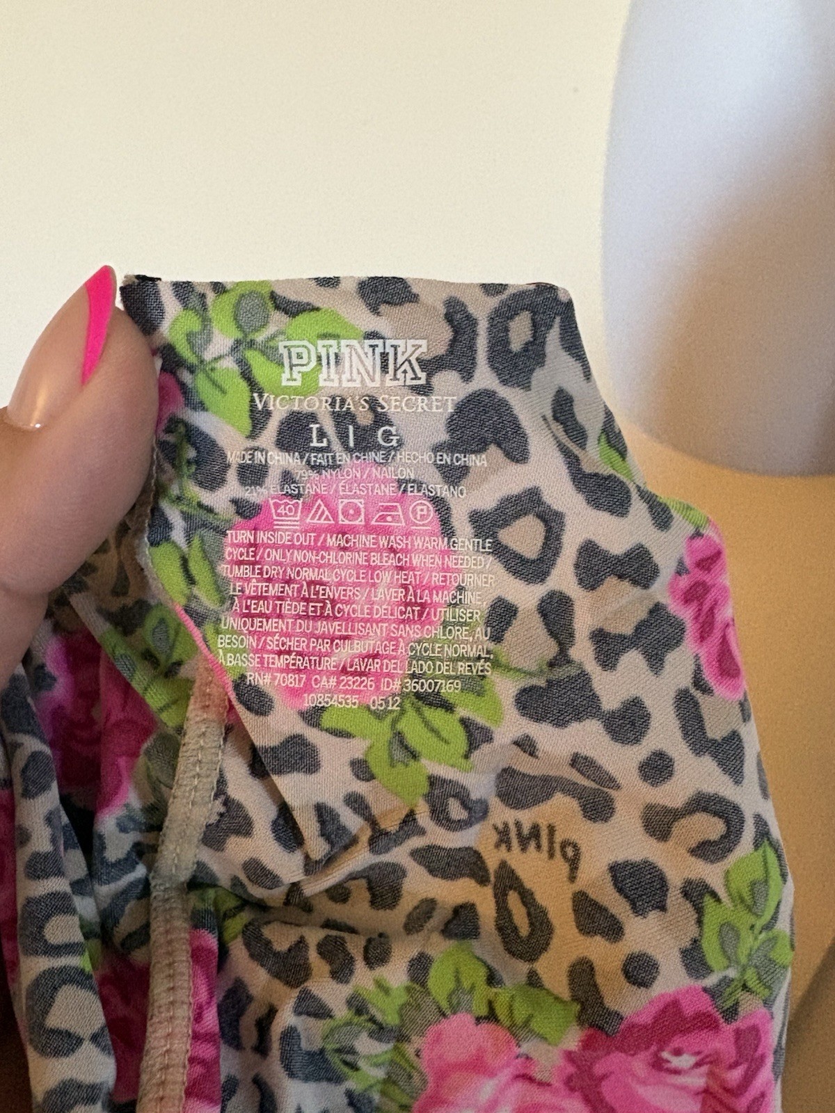 PINK Victoria’s Secret Multicolor Leopard Floral Bikini Panties Women’s Size L
