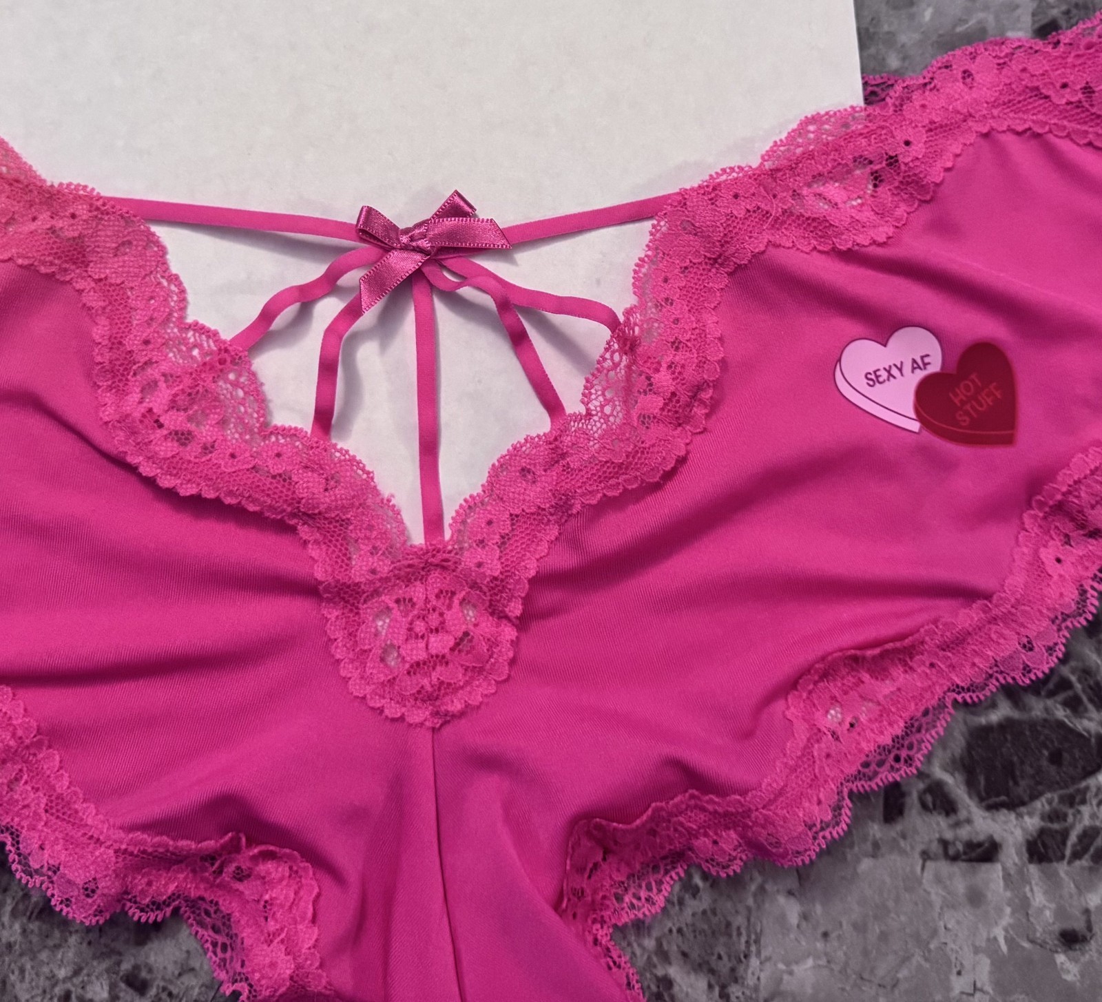NWT CACIQUE LANE BRYANT 10/12 SMOOTH PINK VALENTINE HEART STRAPPY CHEEKY PANTIES