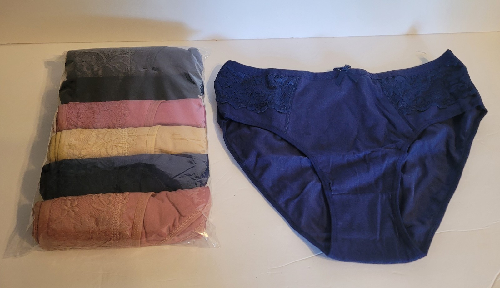 12 Pack Womens Cotton/ Elastine Multicolor Panties Size M