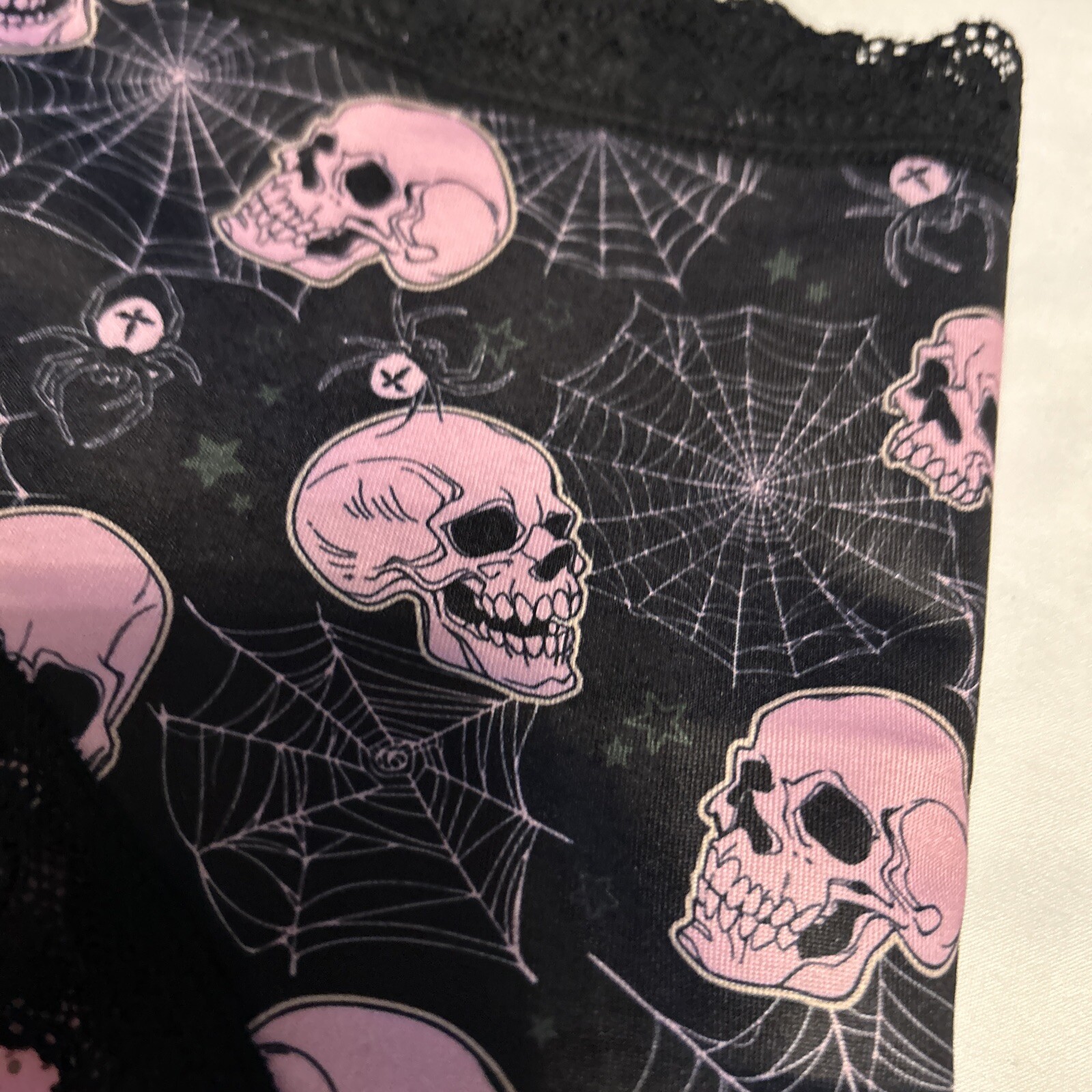 Morvia 3pk lace trim goth Skater Emo panties L Skulls Eyeballs Lilac Cauldron