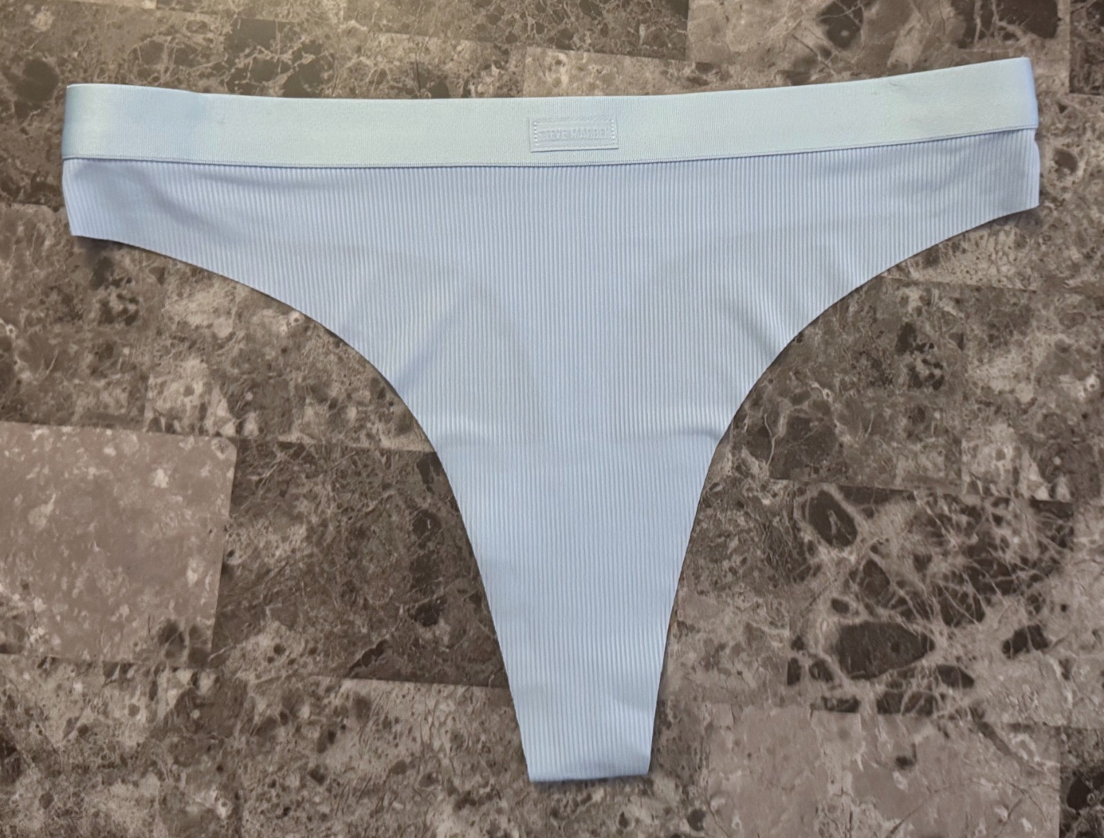NWOT STEVE MADDEN MEDIUM BLUE LOGO THICK WAIST BAND RIBBED NO SHOW THONG PANTIES
