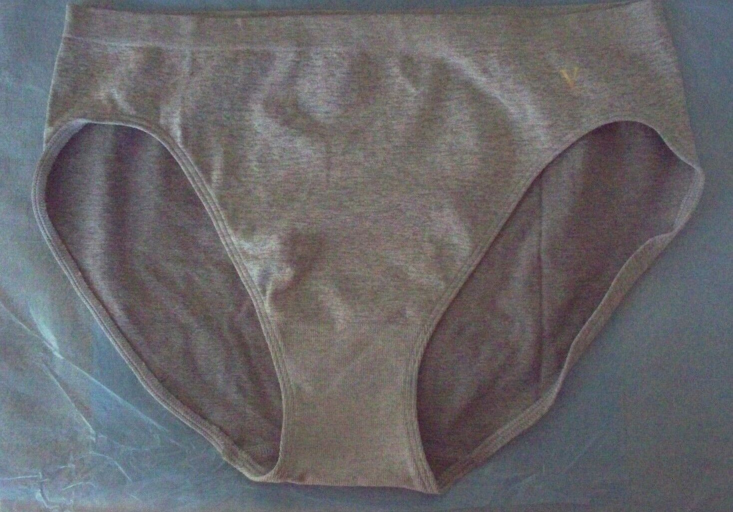 M L Grey SEAMLESS NO SHOW FULL COVER Victorias Secret HighLeg Waist Brief Pantie