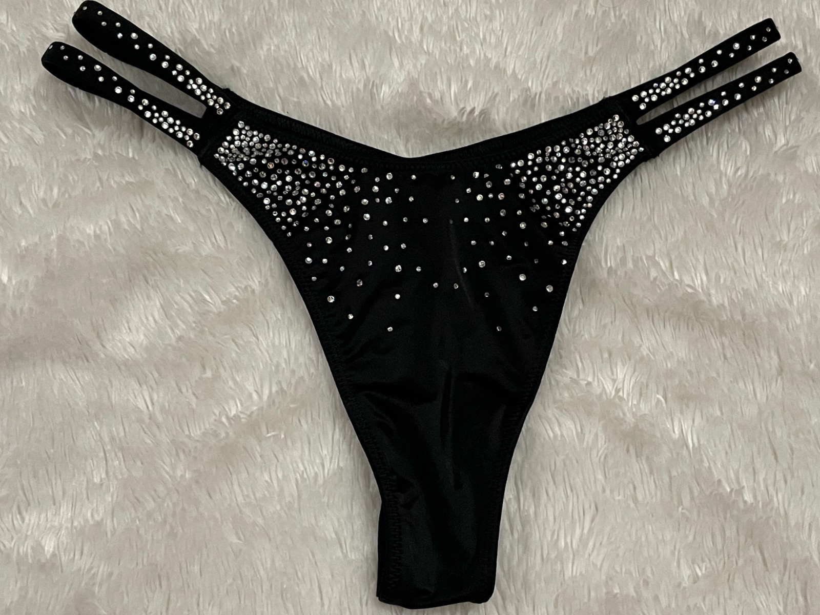 M VICTORIA’S SECRET Sparkle Crystal Shine Double Strap Thong Panty SCATTERED