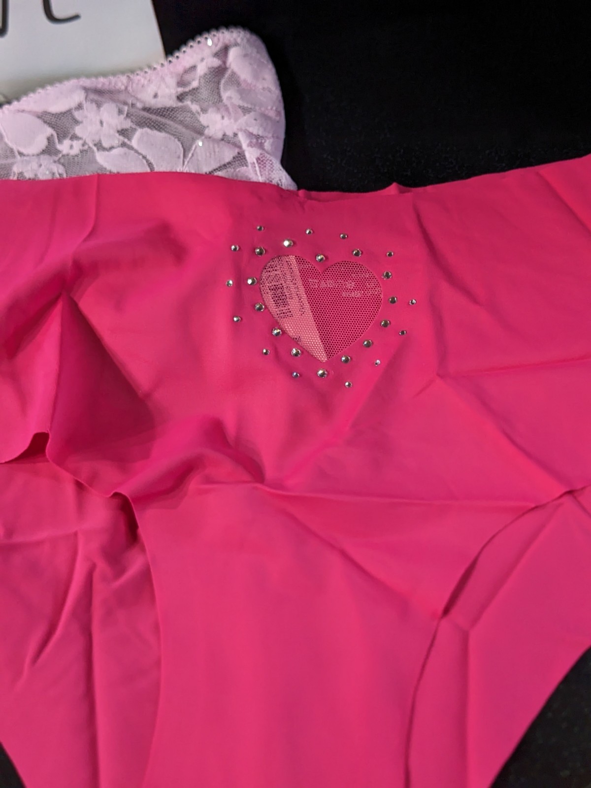 Victoria Secret Assortment of 4 Cheeky Panties Size M Colors Pink, Red & Black