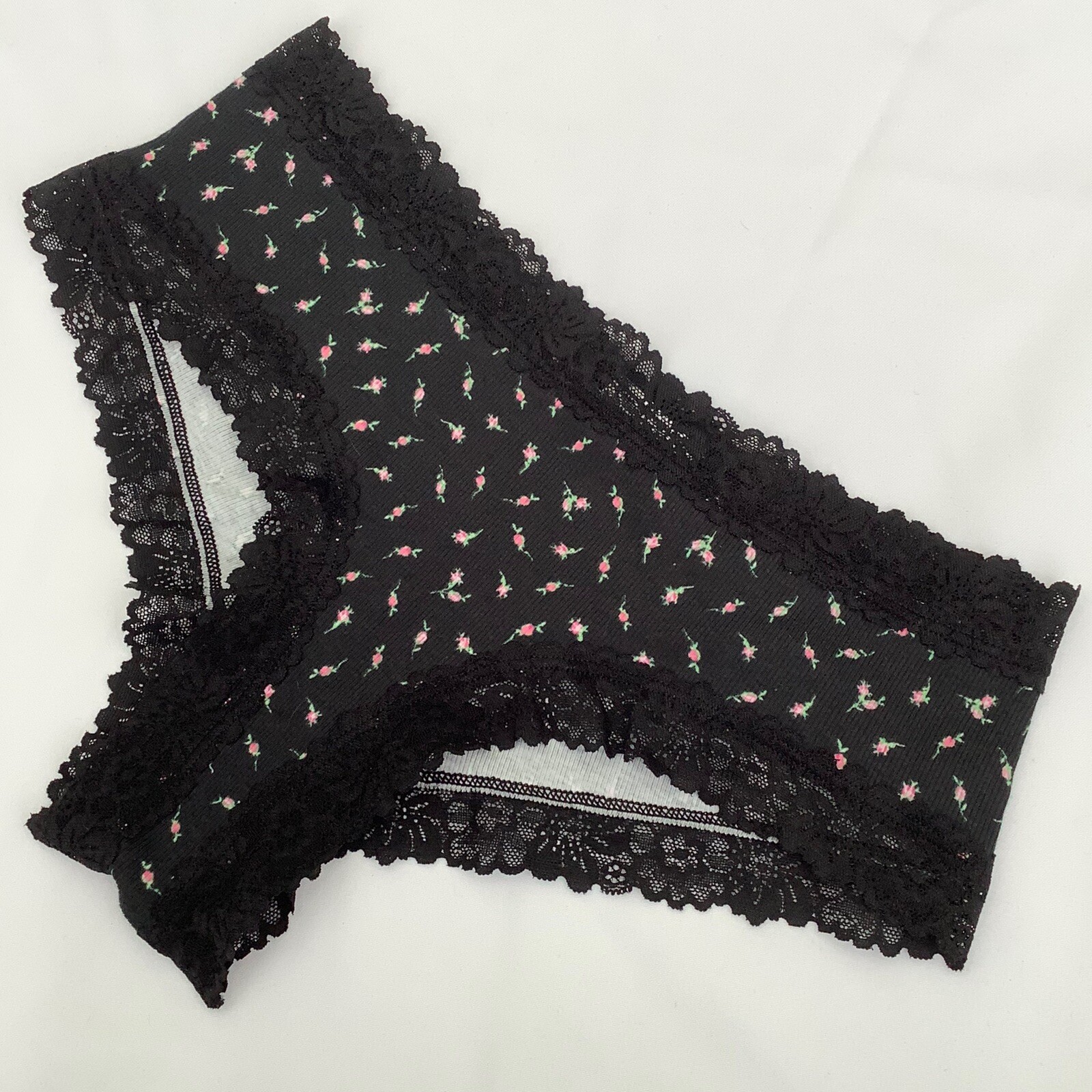 2 Victoria’s Secret PINK Black Grey Ribbed Lace Trim Cheeky Panties Size M BNWT