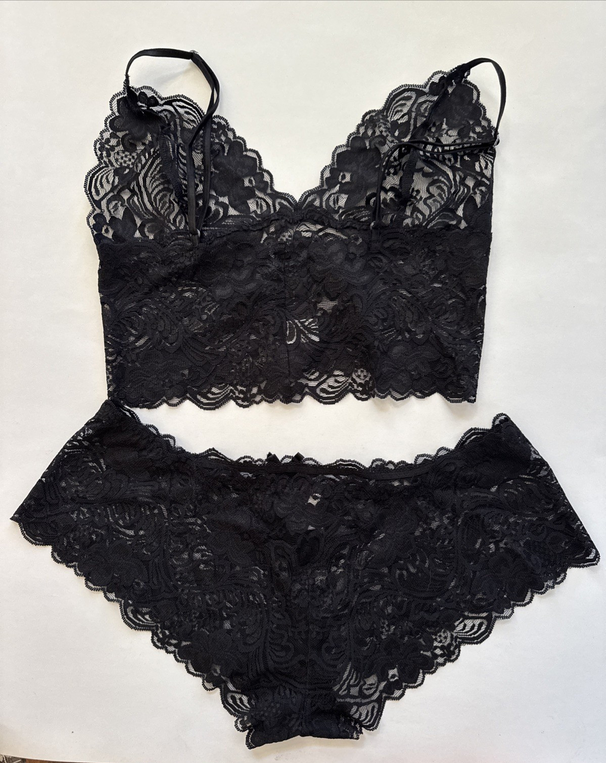 Frederick’s of Hollywood Y2K Mesh Black Lace Bra Set Lingerie Sz Large