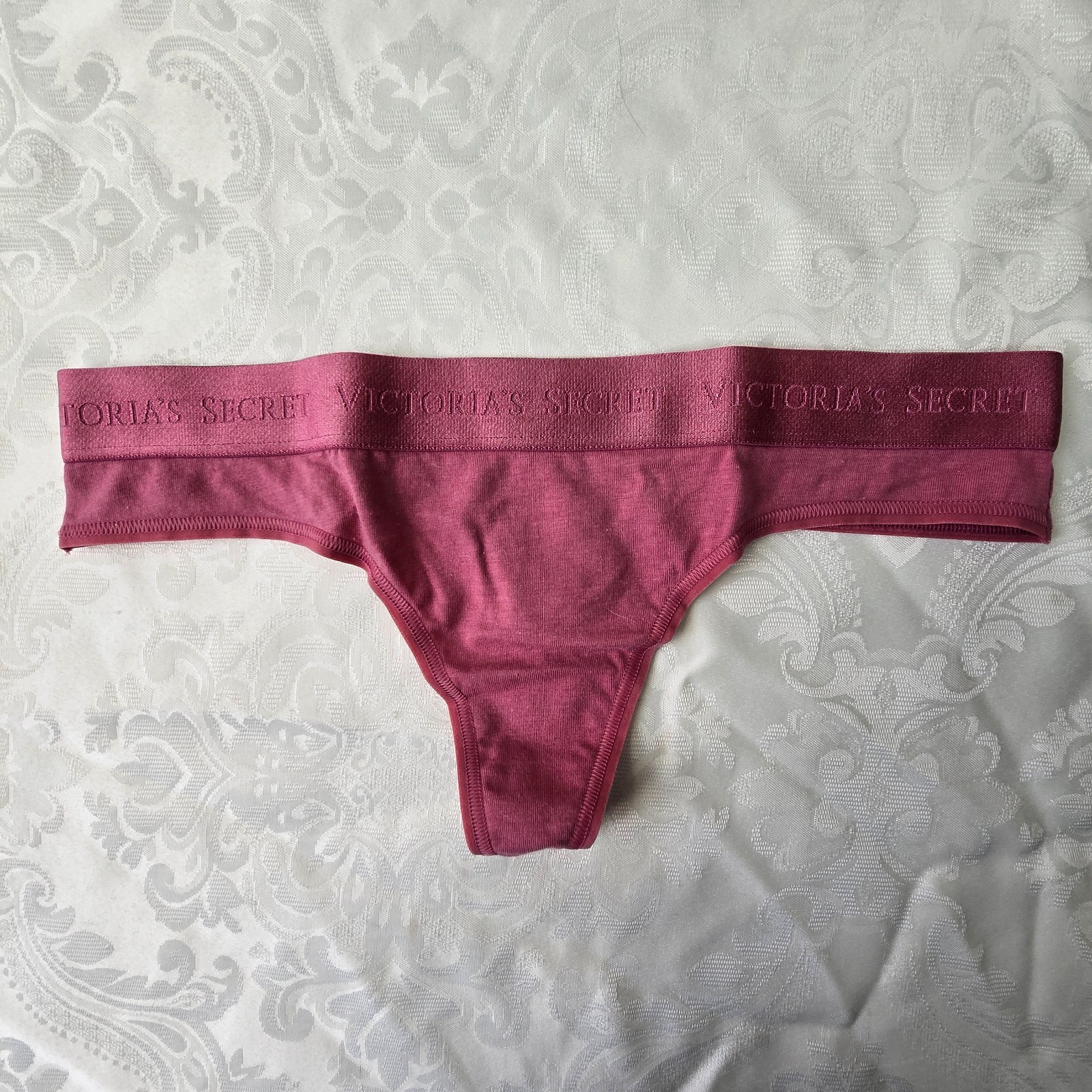 New Victoria’s Secret Thong/String *Free Shipping*