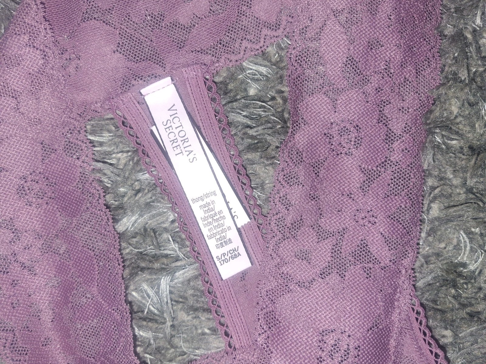 NeW Vs Older Style all over Lace thong Panty Size Small Dusty Mauve