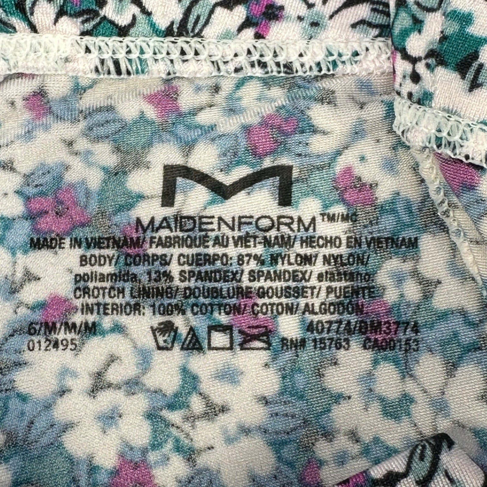 Maidenform Womens Size Medium 6 Panty Boyshorts Floral Multicolor New