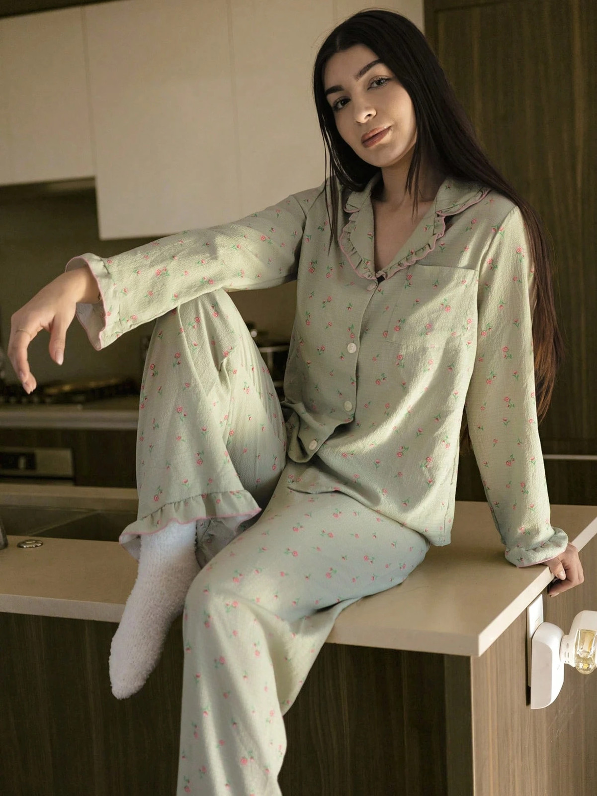 Andrea Bello Ditsy Floral Ruffle Collar Button Up Pyjama Set Cheap24
